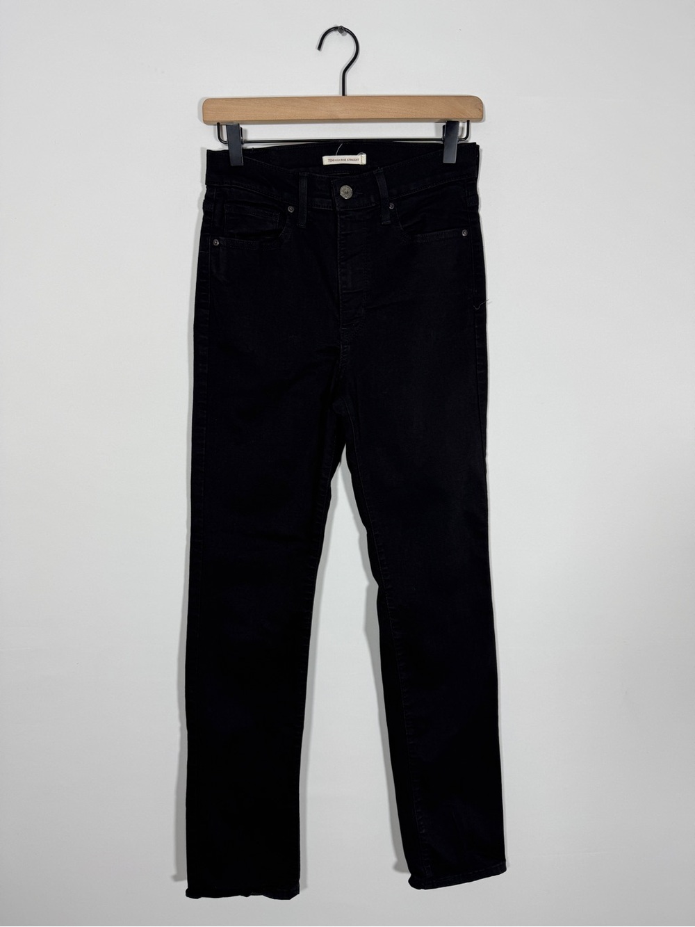 WJ245 {Levi's} "724 High Rise Straight" Black Cigarette Leg Denim Jeans